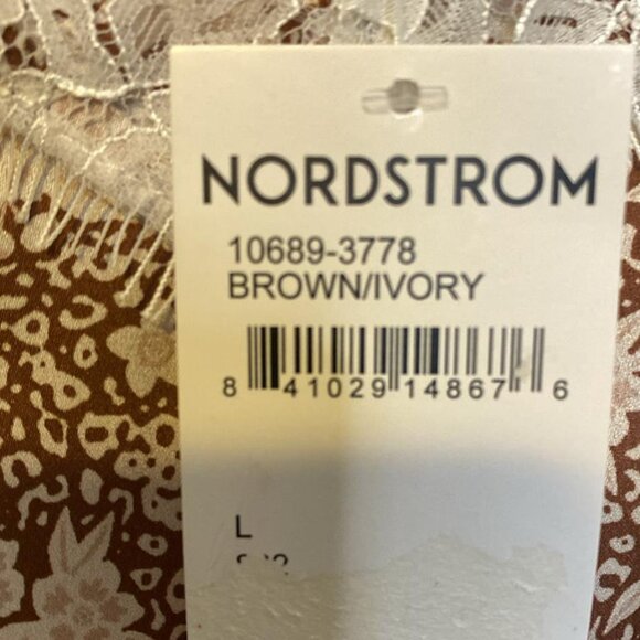 Bloomfield Floral Print Strappy Crop Top - Picture 5 of 5